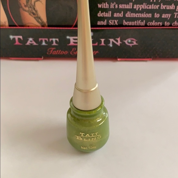 Tattoo Color Enhancing Cosmetics - Picture 3 of 8
